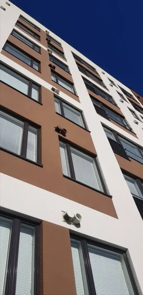 Kortermaja fassaadi detail